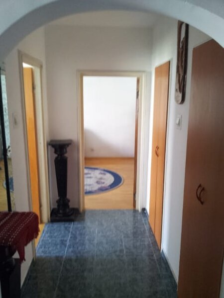 Pantelimon 260, bloc 46, sc. 4, et. 5, ap. 155, Sector 2, Bucuresti.